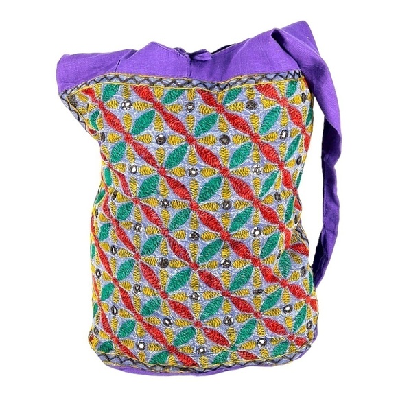 Bohemian Fabric Crossbody Tie Bag 16.75 x13.75X 1" Pattern Fabric Color - Picture 5 of 6